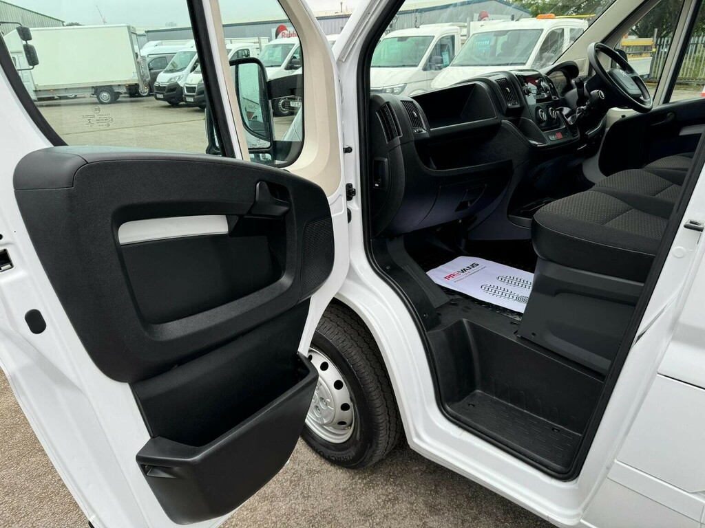 Citroen Relay 2.2 White #12