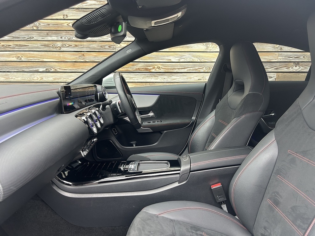 Mercedes-Benz CLA Class Cla 200 Amg Line Executive Tip Black #28