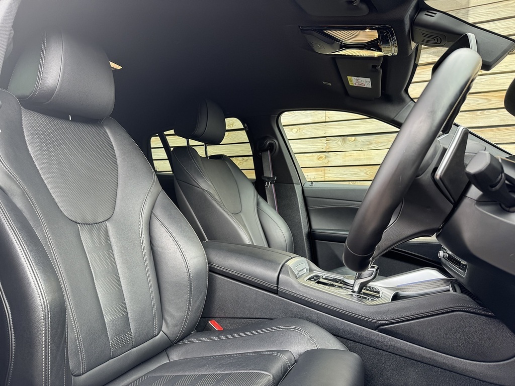 BMW X6 202323 40I Mht M Sport M Sport Pro Pack Ambie Black #4