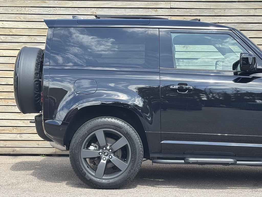 Land Rover Defender 90 3.0 D250 X-dynamic Hse 90 #13