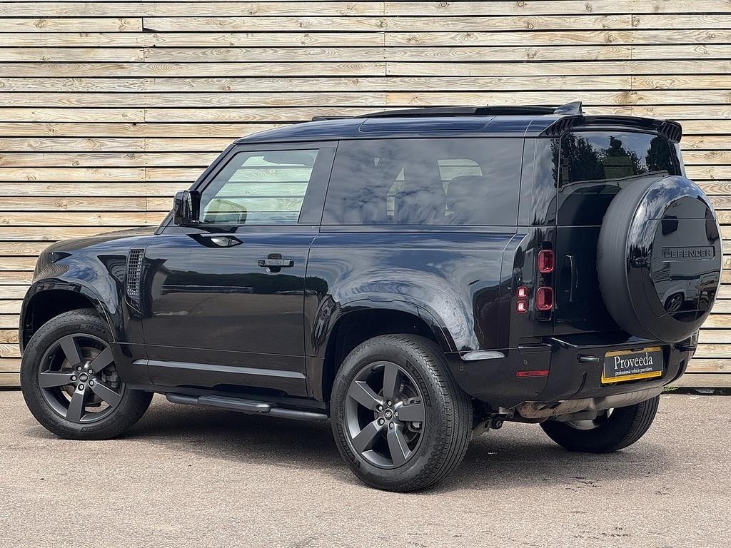 Land Rover Defender 90 3.0 D250 X-dynamic Hse 90 #18