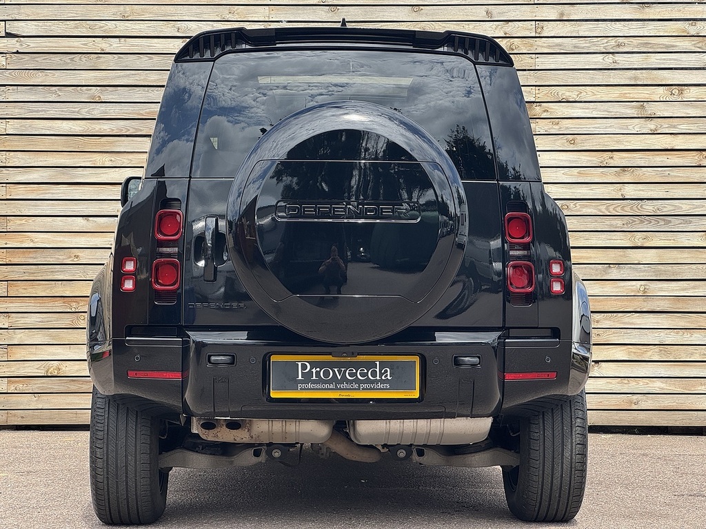 Land Rover Defender 90 3.0 D250 X-dynamic Hse 90 #35