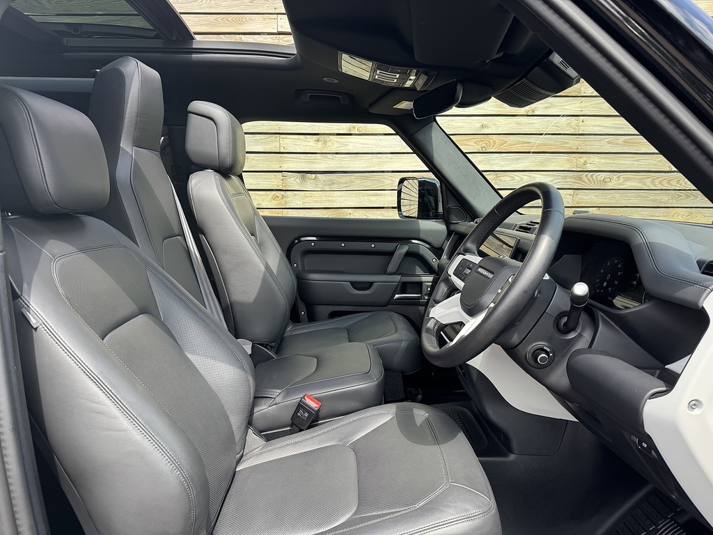 Land Rover Defender 90 3.0 D250 X-dynamic Hse 90 #10