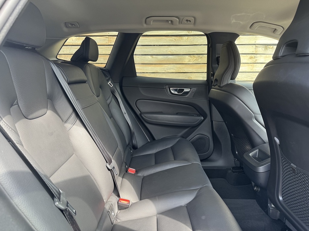 Volvo XC60 B5 Inscription Heated Steering Grey #12