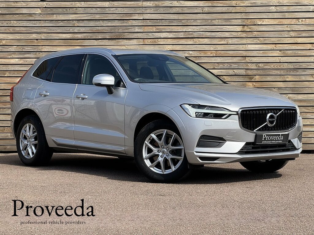 Volvo XC60 202020 B5 Mhev Momentum Heated Steering Wheel Silver