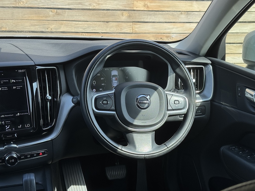 Volvo XC60 B5 Inscription Heated Steering Grey #22