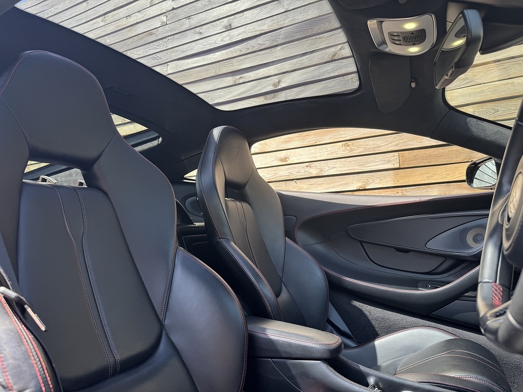 McLaren 570GT 201767 T V8 Due In Get In Touch Black #2