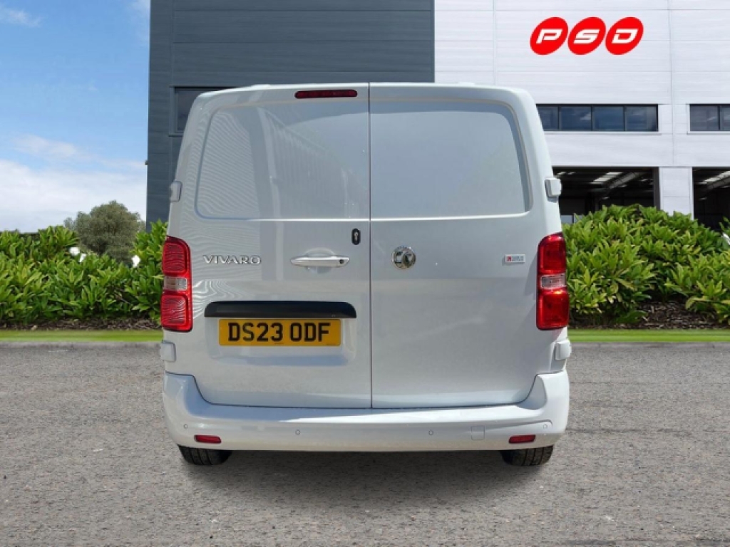 Vauxhall Vivaro 1.5 Turbo D 2700 Pro Panel Van White #6