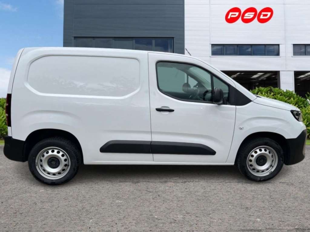 Peugeot Partner Professional Premium White #8