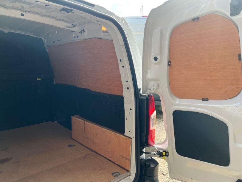 Vauxhall Combo L2 2300 1.5 Turbo D 100Ps 6Dr Prime Van 3 Seats White #23