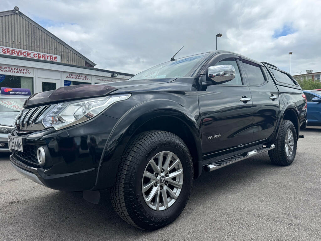 Mitsubishi L200 2.4 Di-d Dc Warrior 4Wd Euro 5 Black