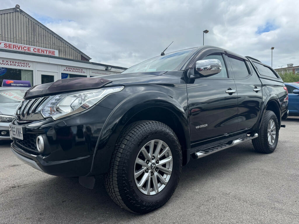 Mitsubishi L200 2.4 Di-d Dc Warrior 4Wd Euro 5 Black #3