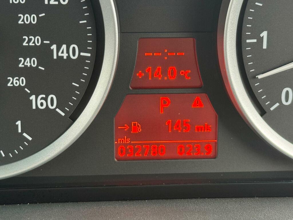 BMW 6 Series 4.4 645Ci 329 Silver #37