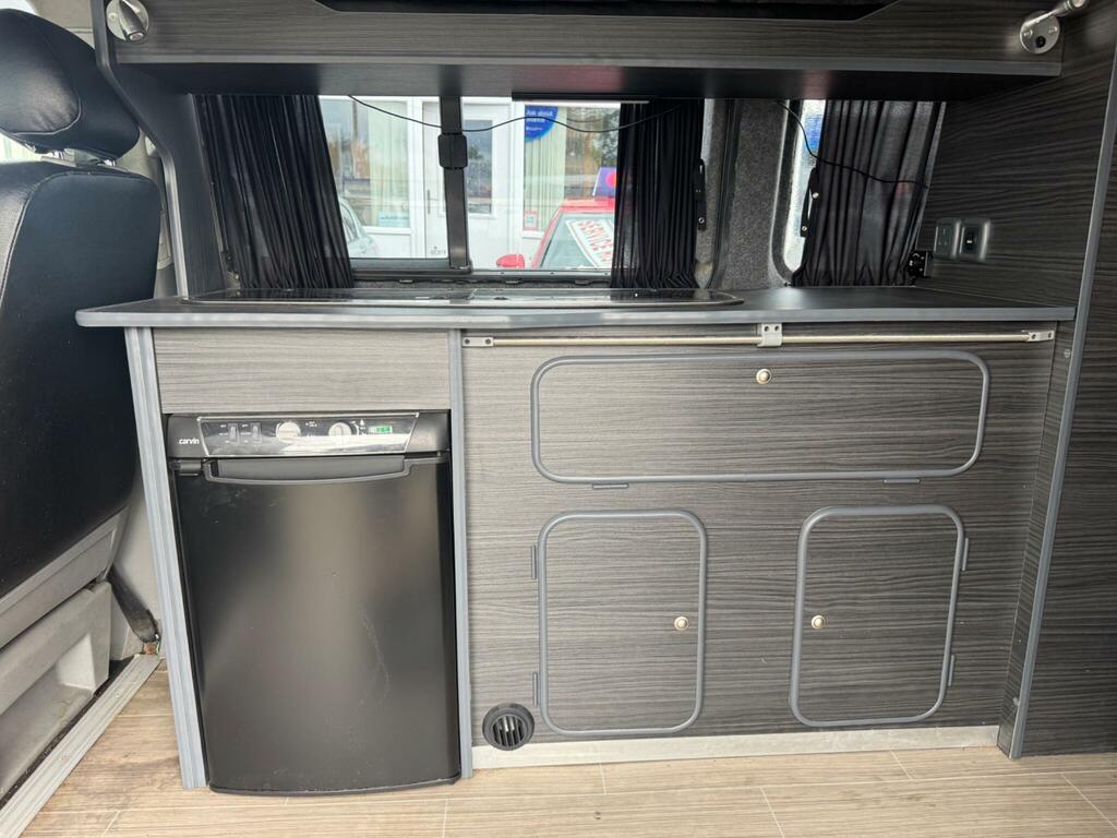 Volkswagen Campervan Diesel White #19