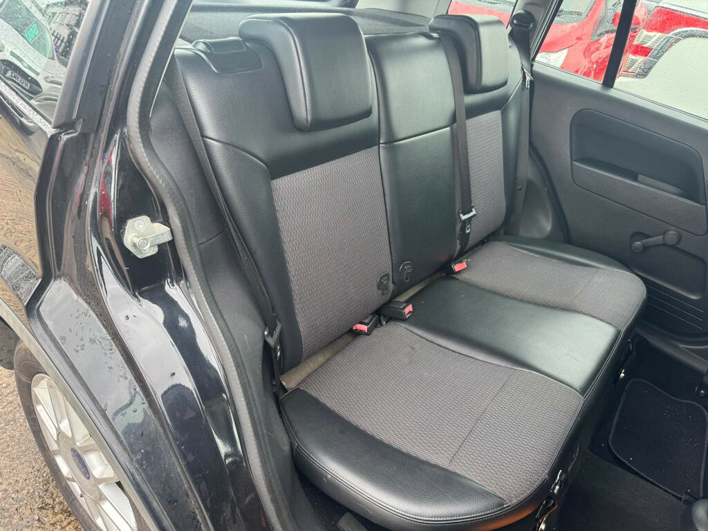 Ford Fusion 1.6 Zetec Climate Black #4