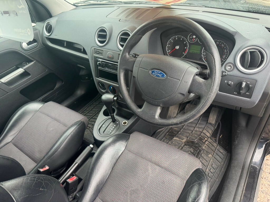 Ford Fusion 1.6 Zetec Climate Black #2