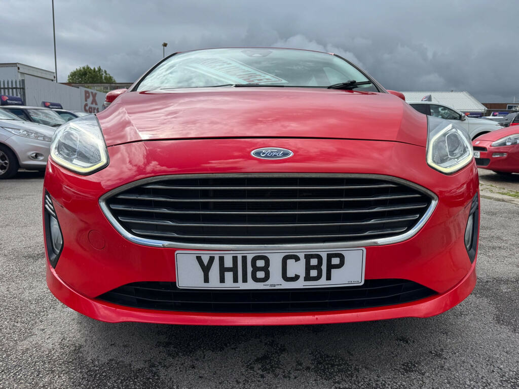 Ford Fiesta 1.1 Ti-vct Zetec Euro 6 Ss YH18CBP Red #4
