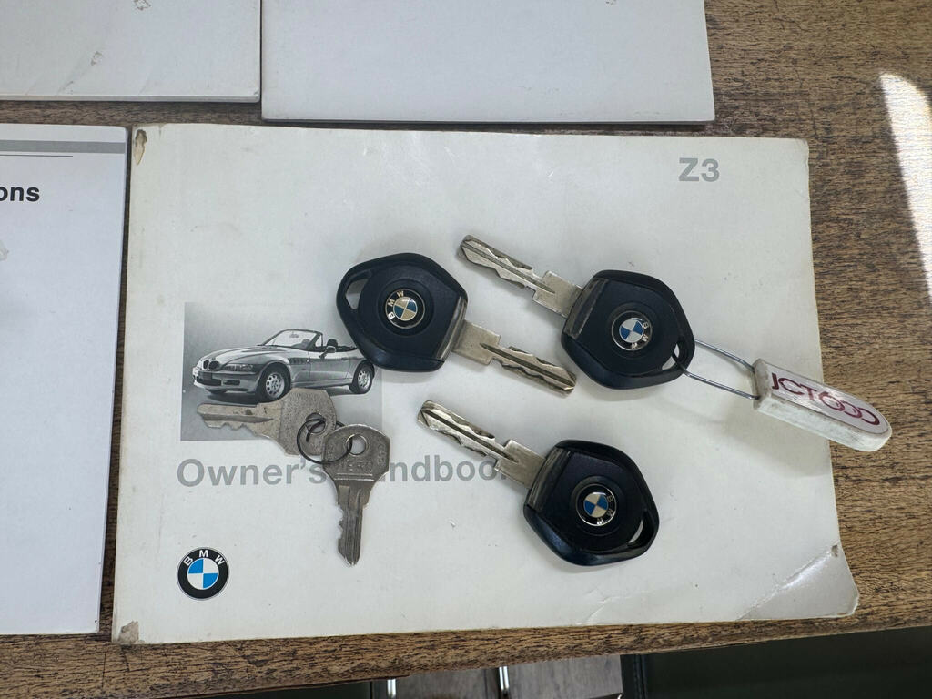 BMW Z3 1.9I 2dr Blue #5