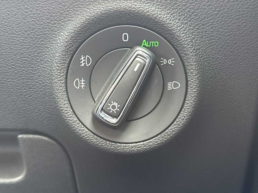 Skoda Karoq 1.0 Tsi 110 Se Technology Silver #10