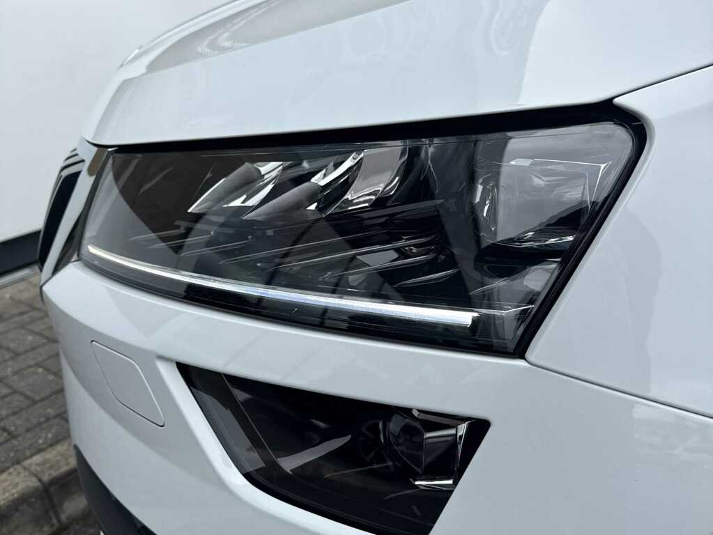Skoda Karoq 1.0 Tsi 110 Se Technology Silver #5