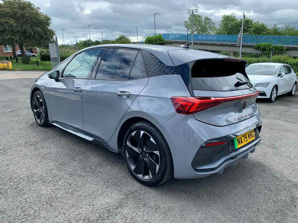 Cupra Born 169Kw E-boost V3 77Kwh Black #3