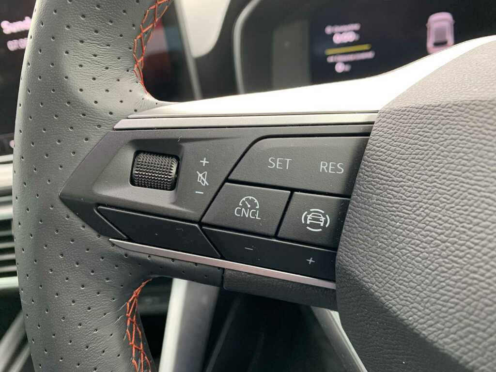 Seat Leon Hatch Fr 1.5 Etsi Afv 150 7-Speed White #12