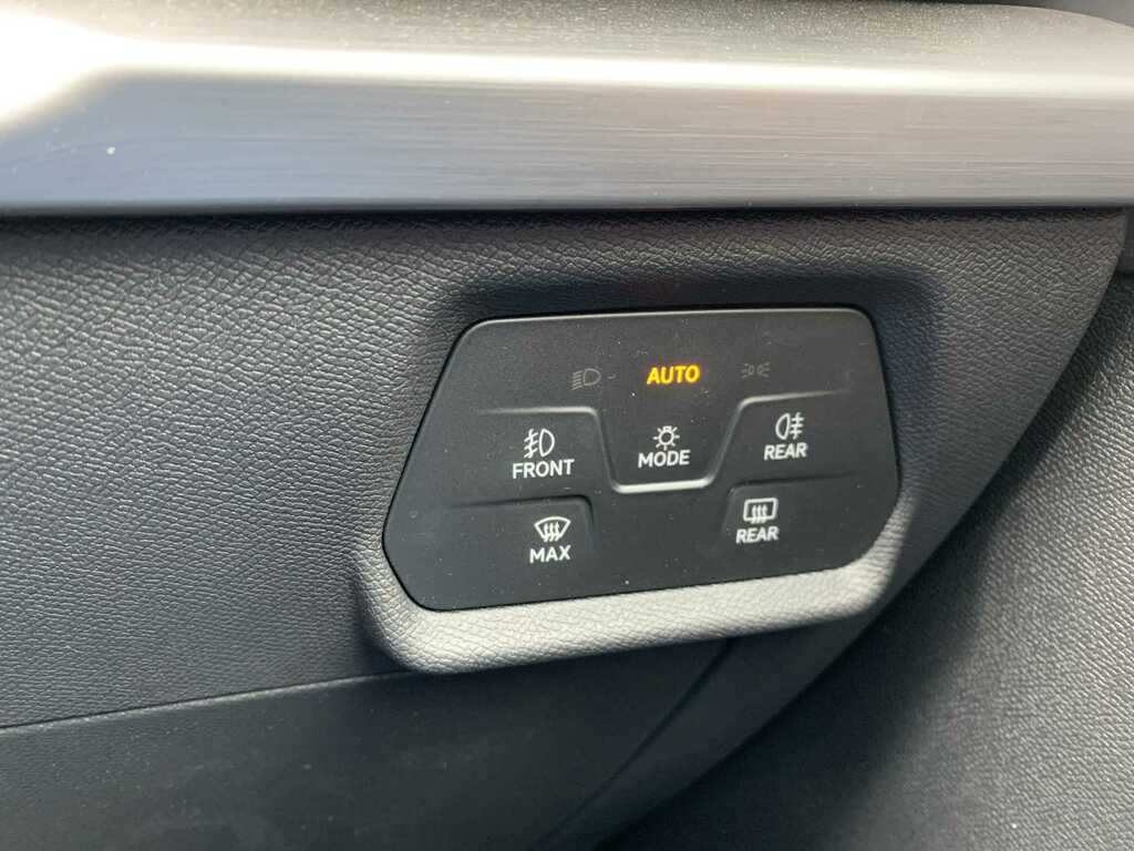 Seat Leon Hatch Fr 1.5 Etsi Afv 150 7-Speed White #10