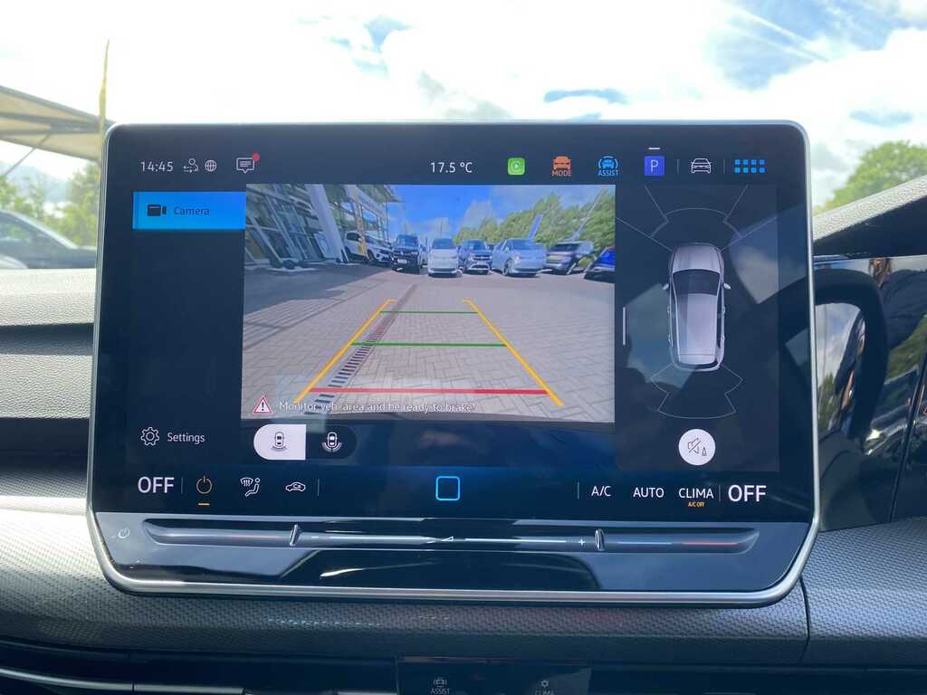 Volkswagen e-Golf 1.5 Tsi Ehybrid 19.7Kwh Style Hatchback Blue #14