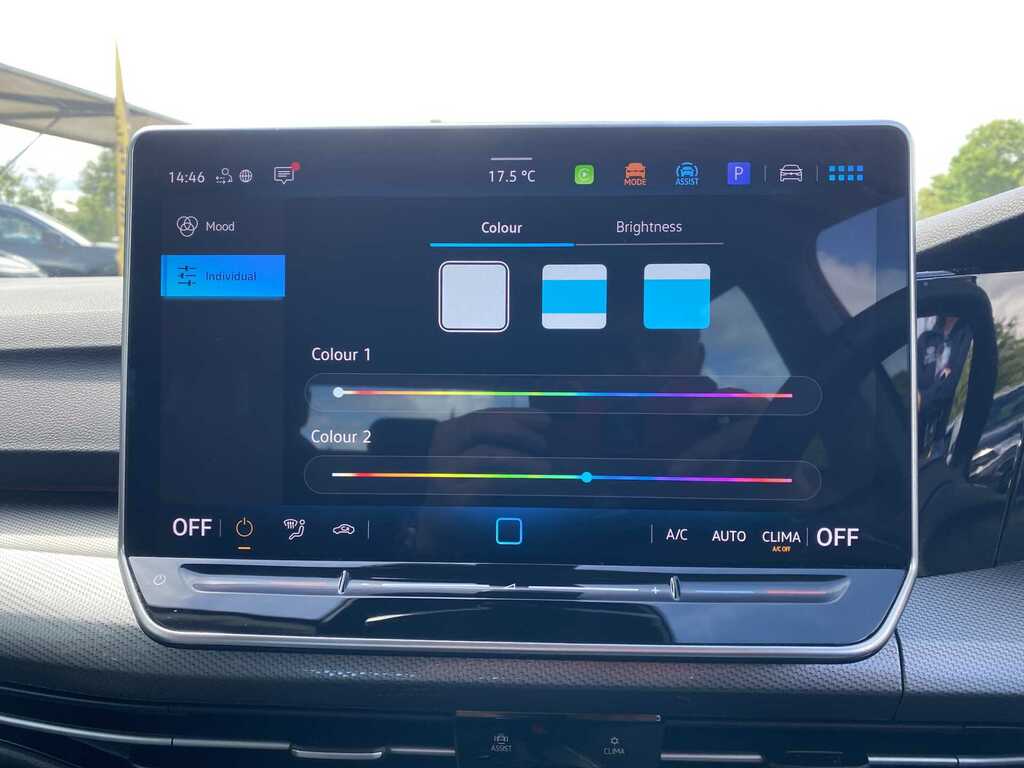 Volkswagen e-Golf 1.5 Tsi Ehybrid 19.7Kwh Style Hatchback Blue #15