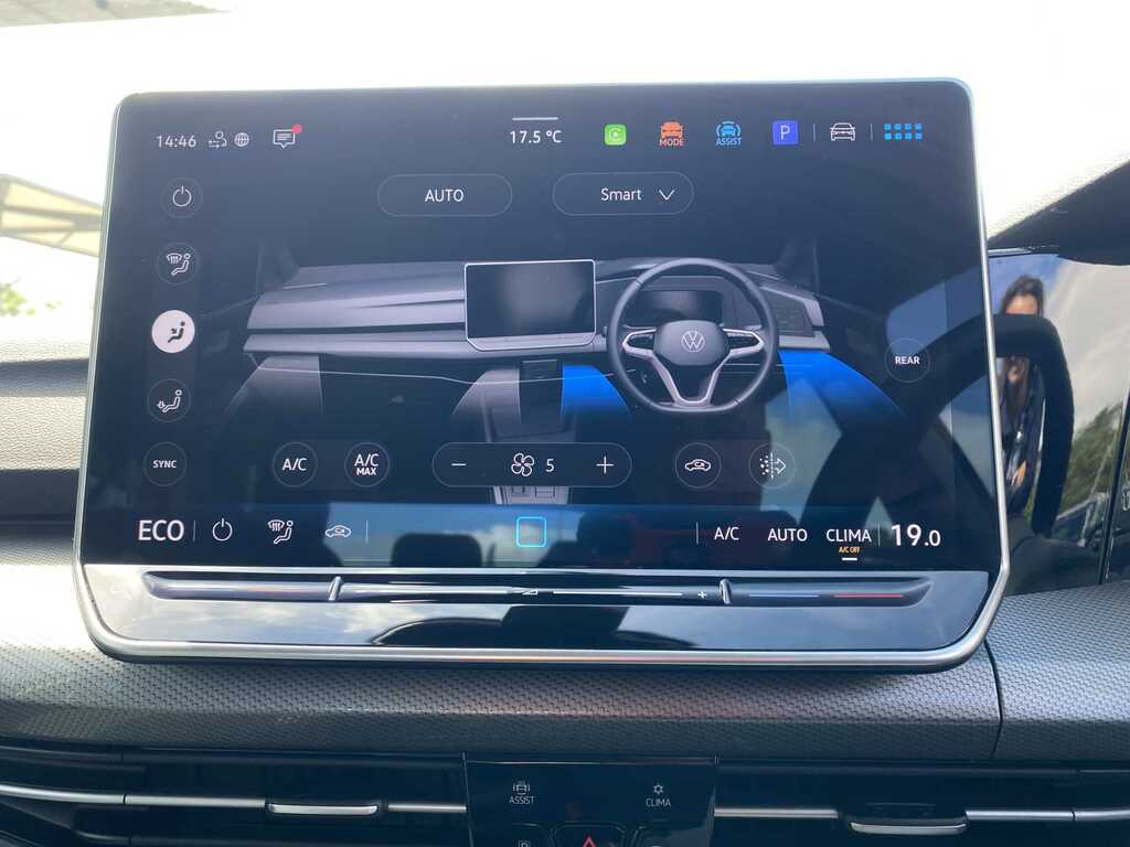 Volkswagen e-Golf 1.5 Tsi Ehybrid 19.7Kwh Style Hatchback Blue #16