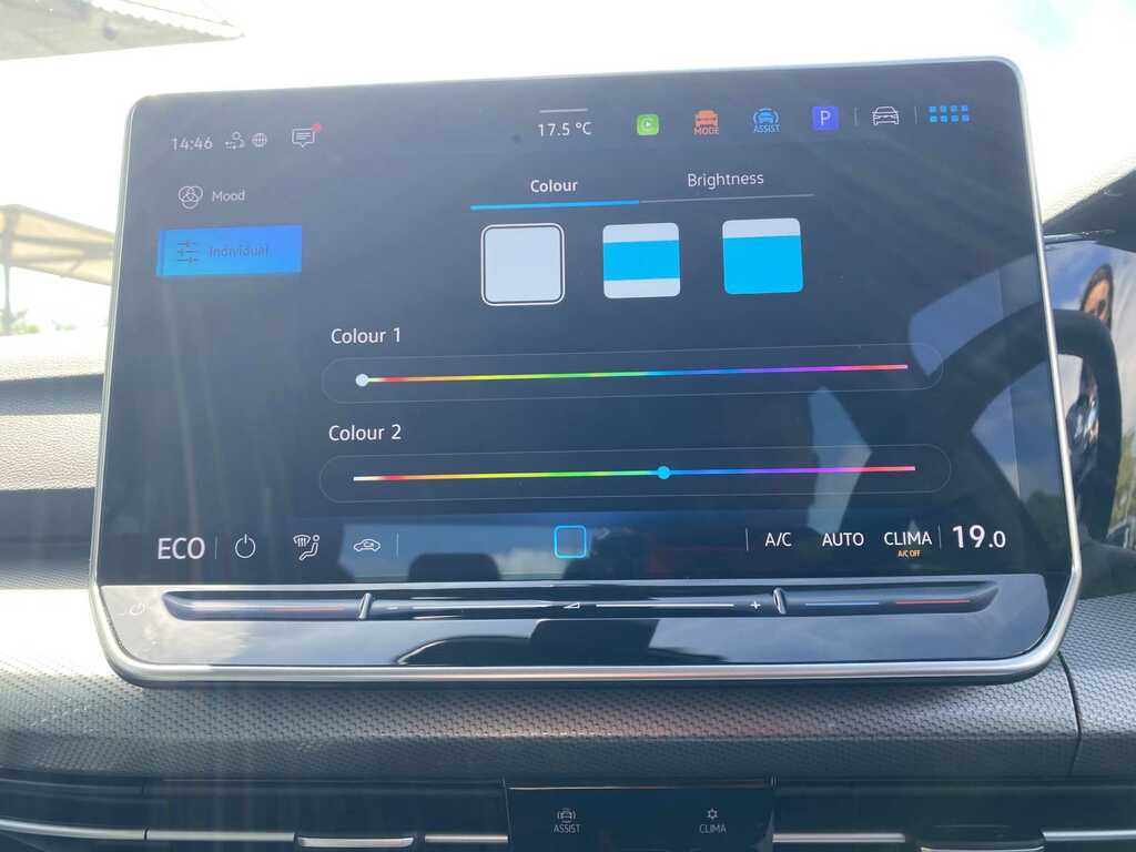 Volkswagen e-Golf 1.5 Tsi Ehybrid 19.7Kwh Style Hatchback Blue #18