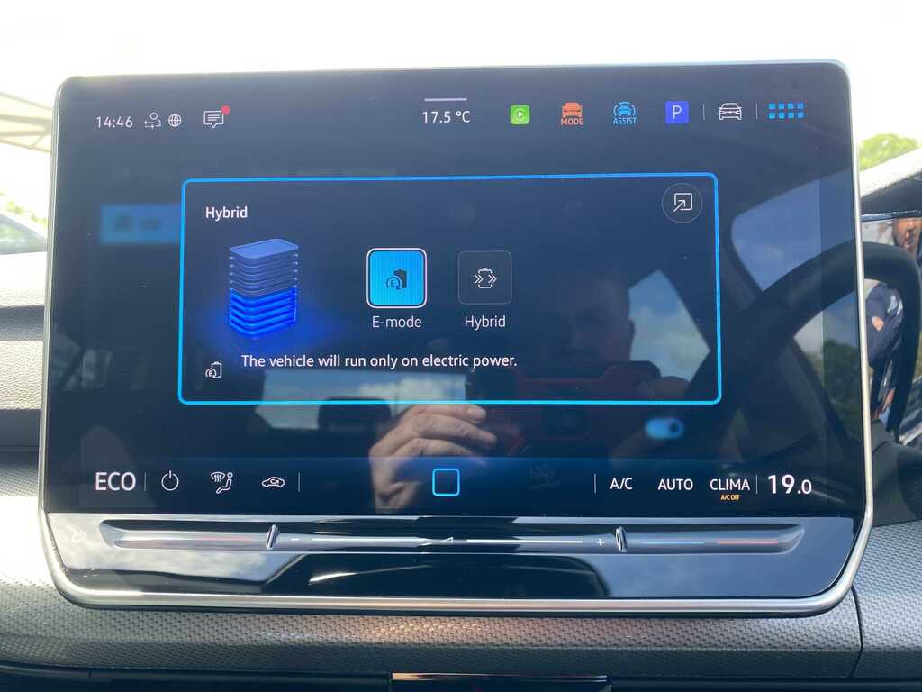 Volkswagen e-Golf 1.5 Tsi Ehybrid 19.7Kwh Style Hatchback Blue #17