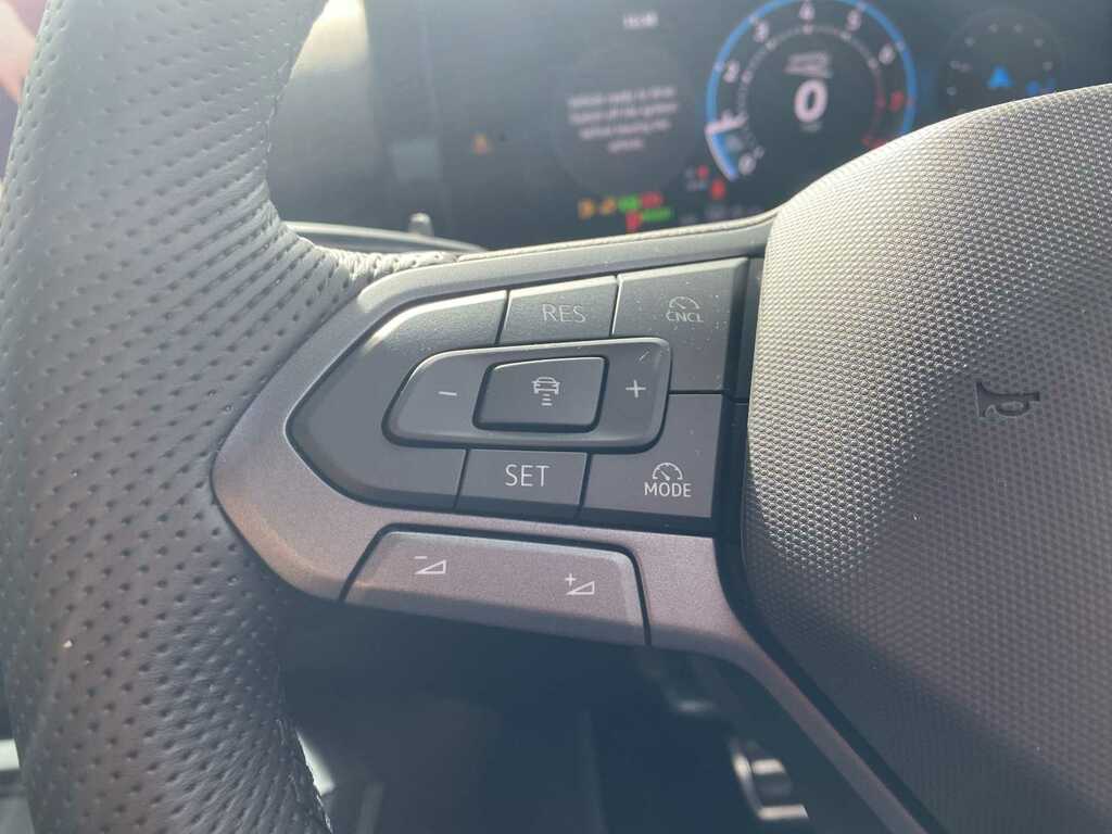 Volkswagen T-Roc 1.5 Tsi Evo Sel Dsg White #27