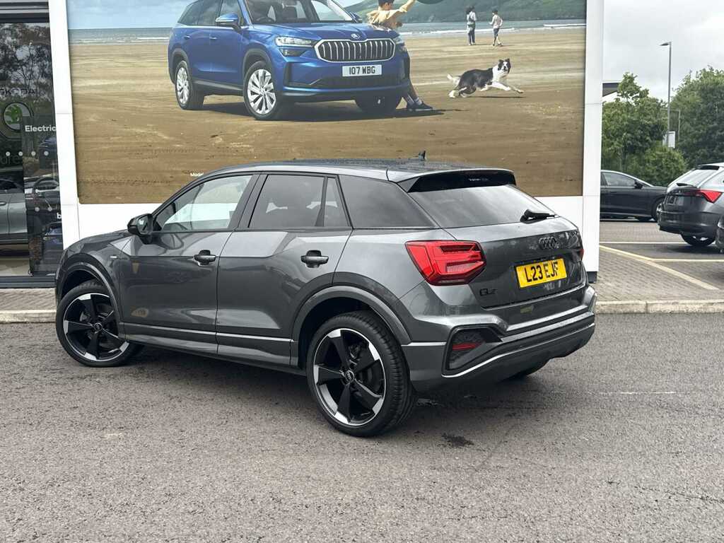 Audi Q2 35 Tfsi Black Edition S Tronic Tech Black #3