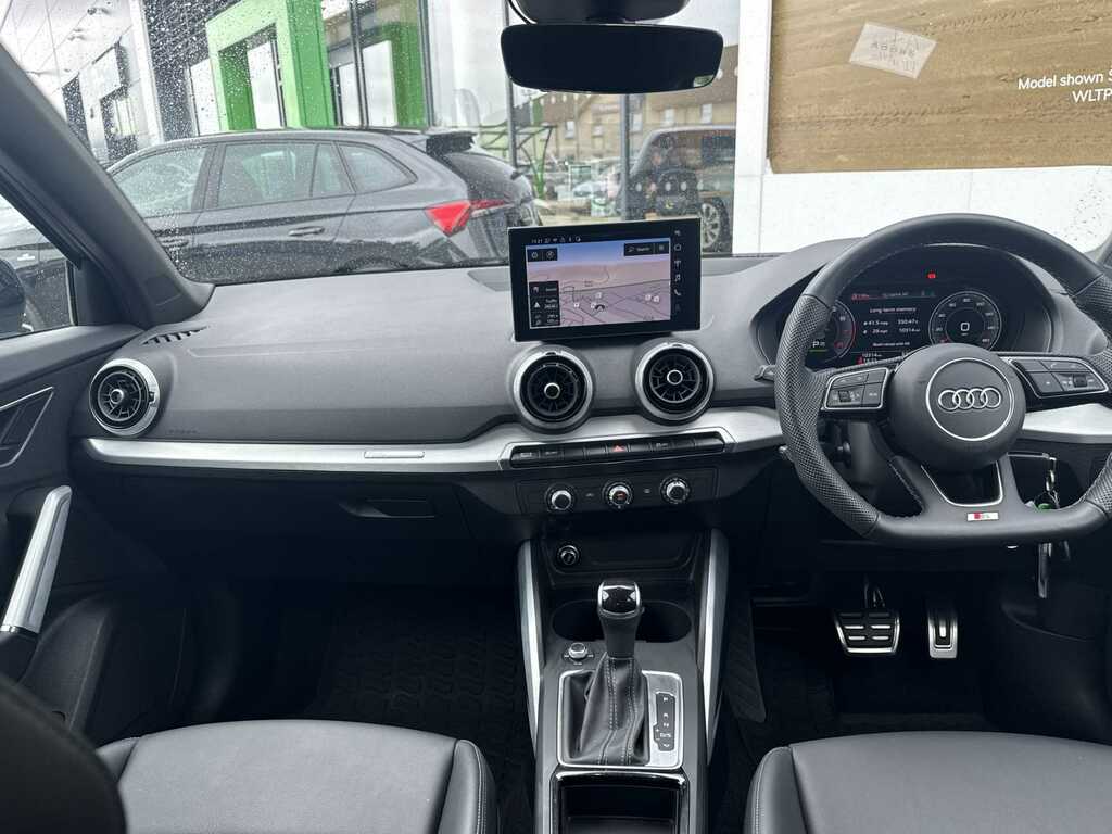Audi Q2 35 Tfsi Black Edition S Tronic Tech Black #18