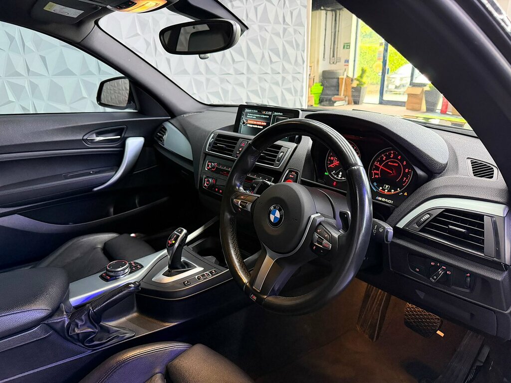 BMW 2 Series 2017 17 218I White #24