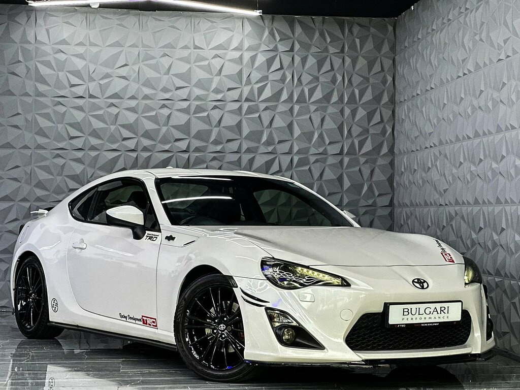 Toyota GT86 D-4s Black #14
