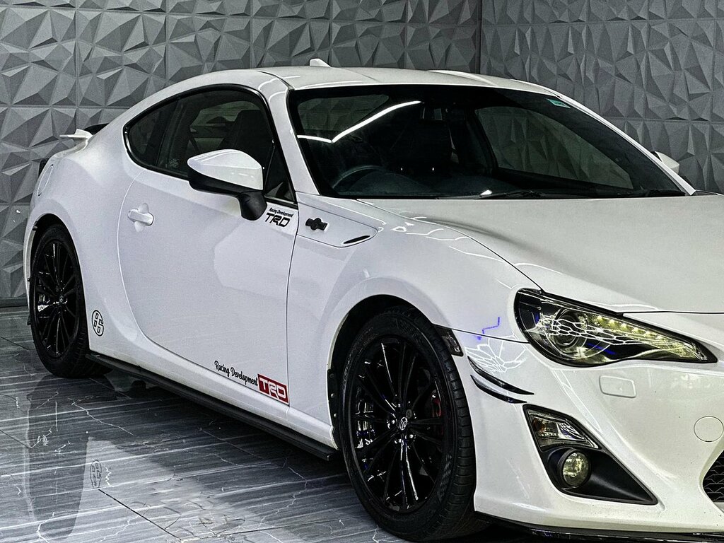 Toyota GT86 D-4s Black #11