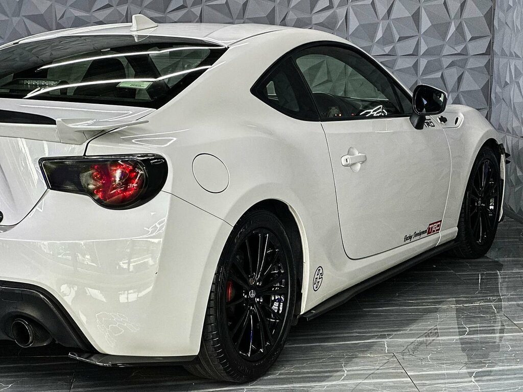 Toyota GT86 D-4s Black #26