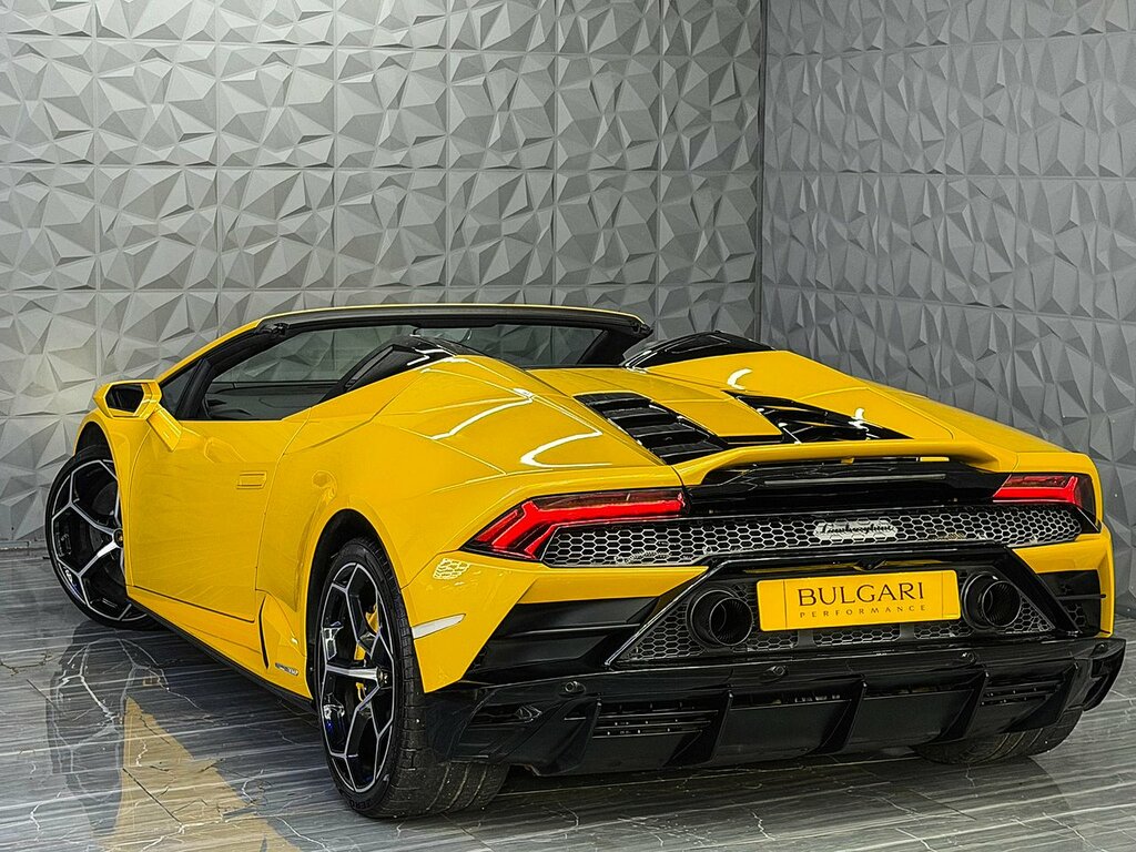 Lamborghini Huracan Tecnica #19
