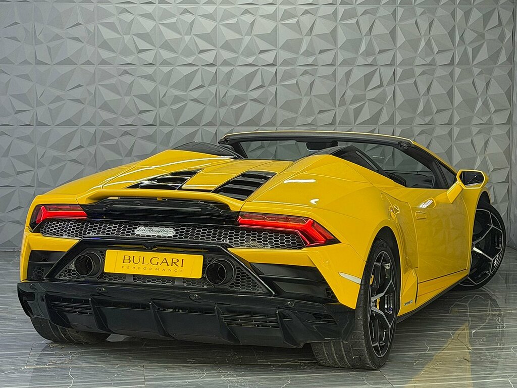 Lamborghini Huracan Tecnica #27