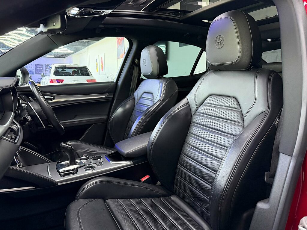 Alfa Romeo Stelvio 2.2 D 210 Veloce Grey #28