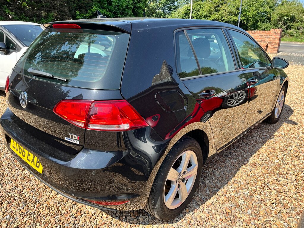 Volkswagen Golf 1.6 Tdi Bluemotion Tech Match Edition Hatchback Black #4