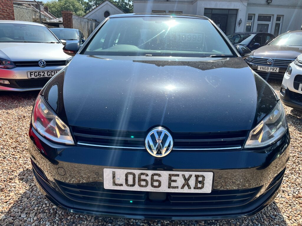 Volkswagen Golf 1.6 Tdi Bluemotion Tech Match Edition Hatchback Black #2