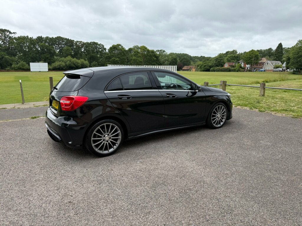 Mercedes-Benz A Class 1.8 A200 Cdi Amg Sport Hatchback Black #3