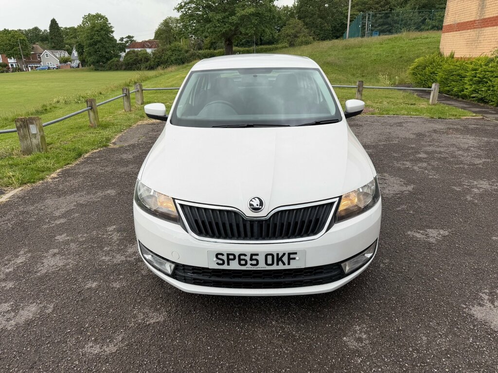 Skoda Rapid 1.2 Tsi Se Hatchback Euro 5 105 White #6