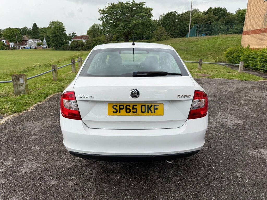 Skoda Rapid 1.4 Tsi 122Ps Elegance Greentech Hatchback #7