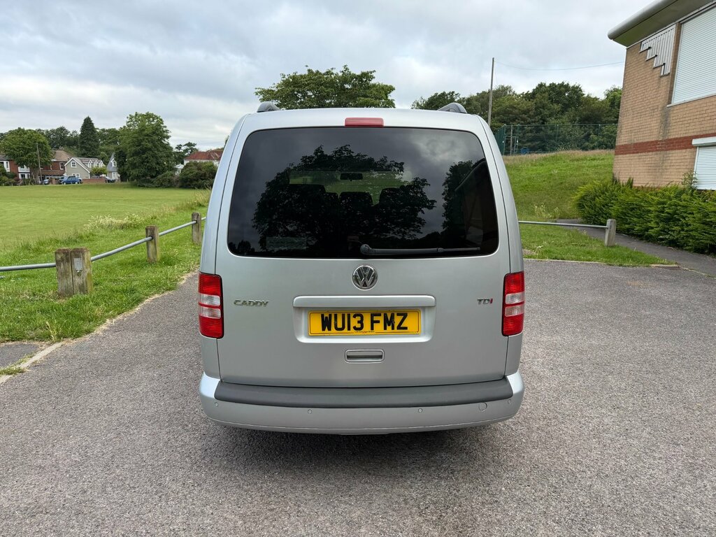 Volkswagen Caddy Maxi Life Brown #9