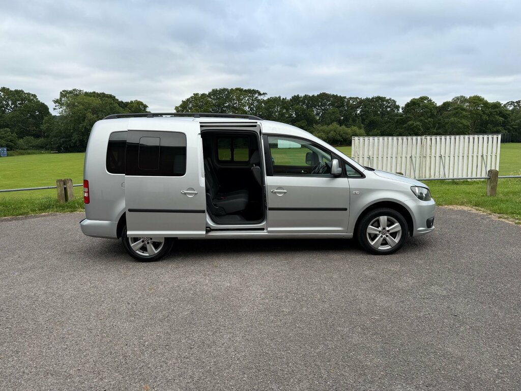 Volkswagen Caddy Maxi Life 1.6 Tdi Cr Mpv Euro 5 102 Ps Silver #3