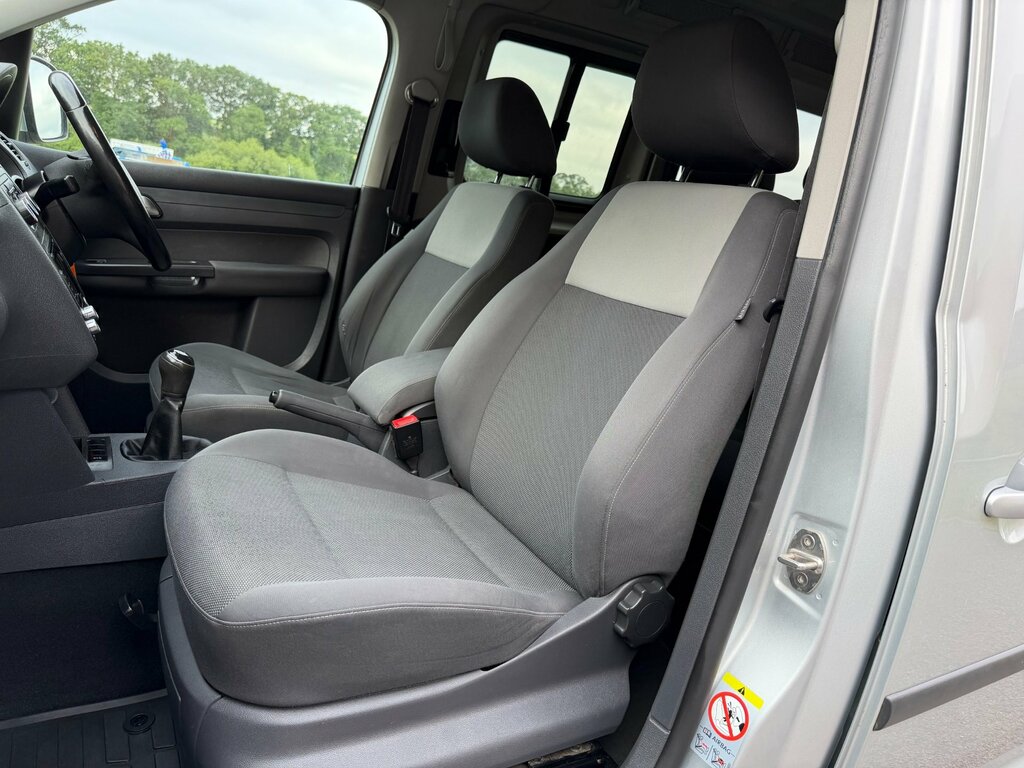 Volkswagen Caddy Maxi Life Brown #11
